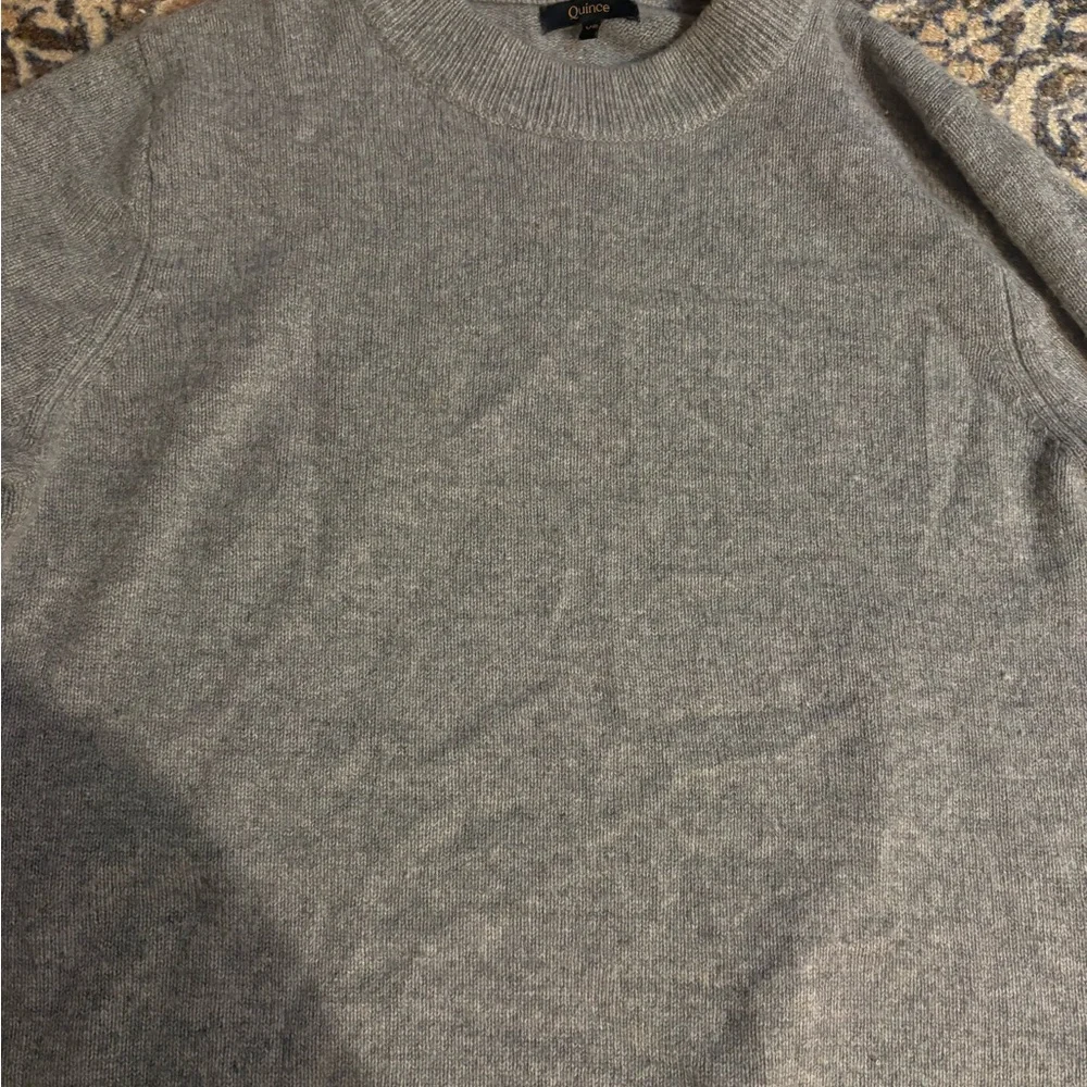 Quince Light Gray Cashmere Crewneck Sweater - Picture 5 of 7